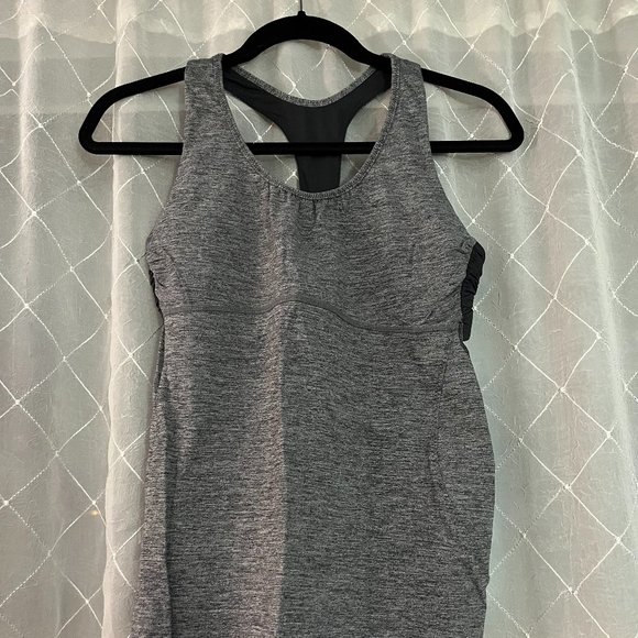 Grey lululemon tank-top - Picture 1 of 4